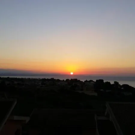 Villa J M Al Mare Con Vista